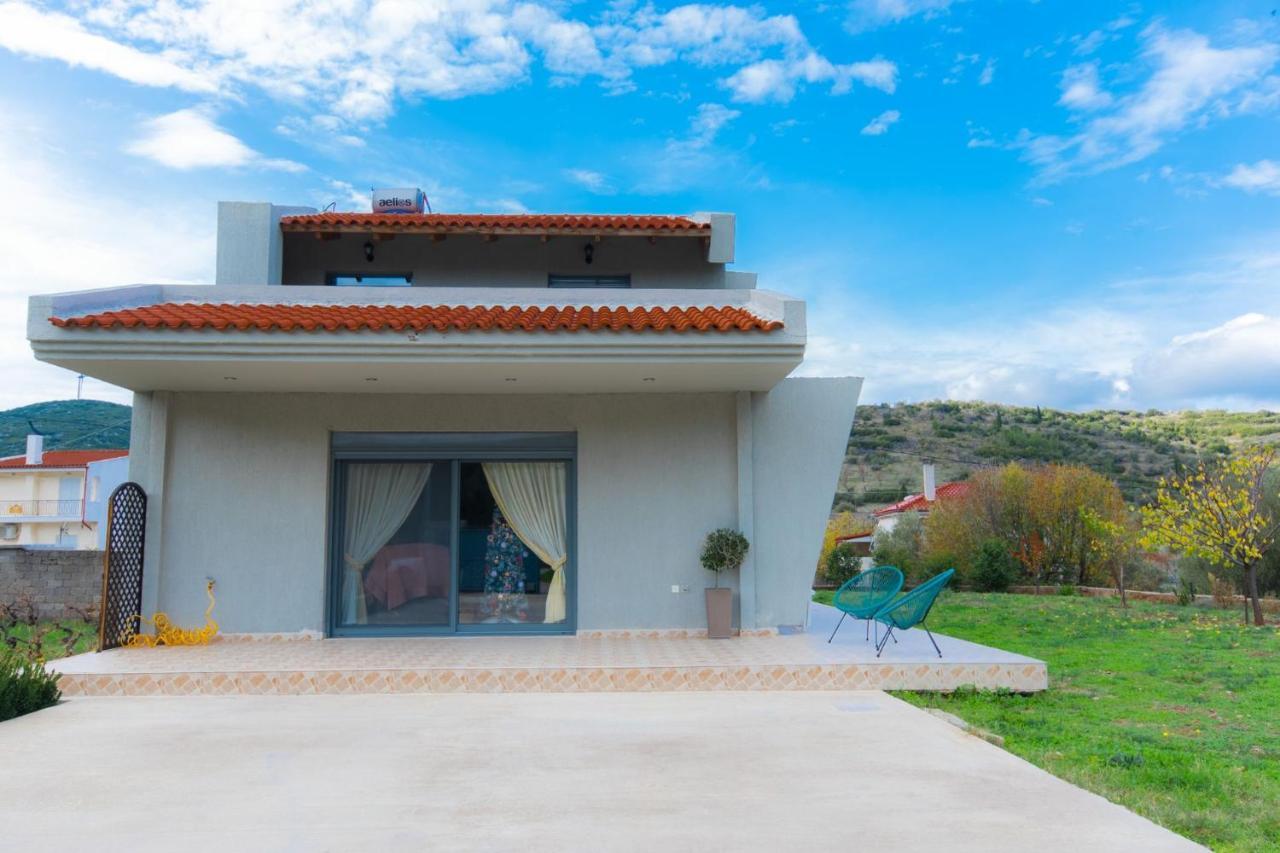 Stellas Guesthouse Near Arachova Stírion Eksteriør billede