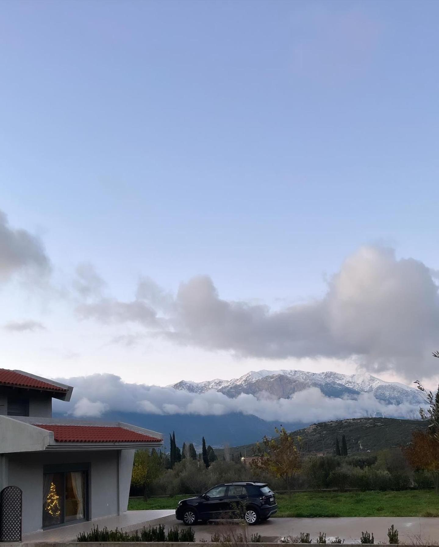 Stellas Guesthouse Near Arachova Stírion Eksteriør billede